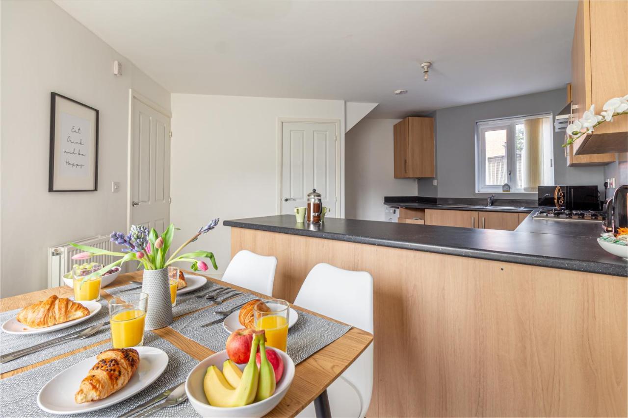 Liberty House - Perfect For Contractors - 2 Off-Road Parking Spaces Вулвергемптон Экстерьер фото